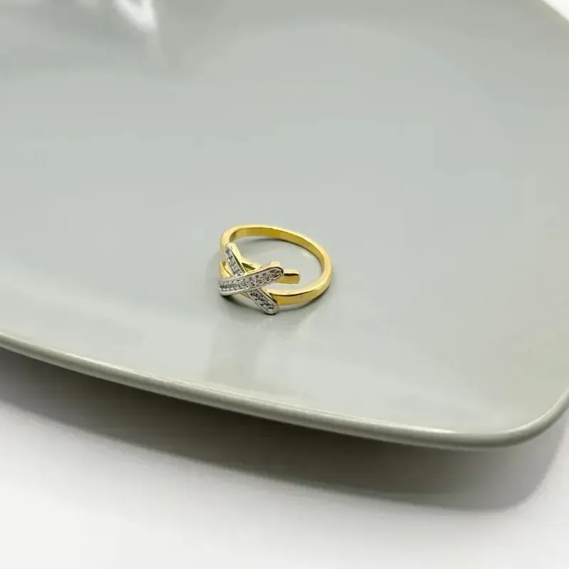 ANEL COM DETALHE EM X ANEL COM DETALHE EM X