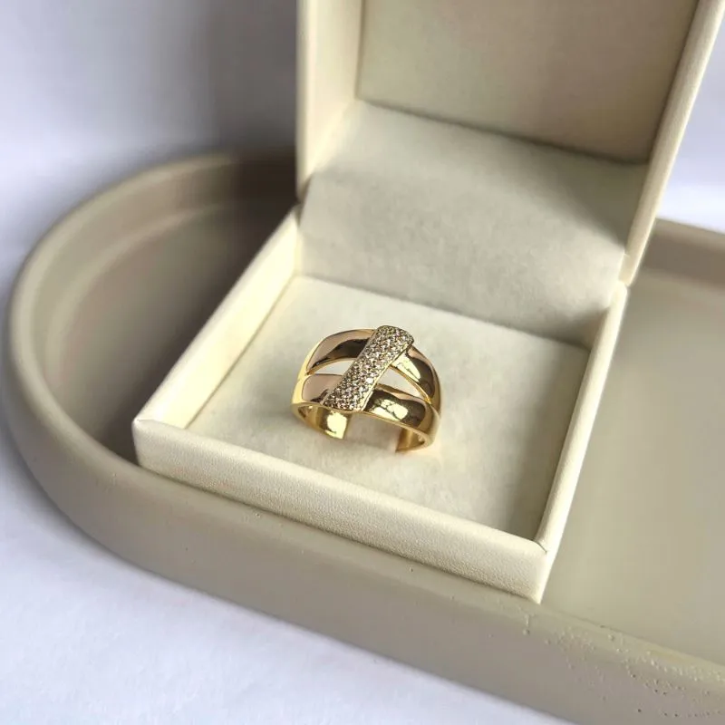 ANEL LARGO COM MICRO ZIRCONIAS ANEL LARGO COM MICRO ZIRCONIAS