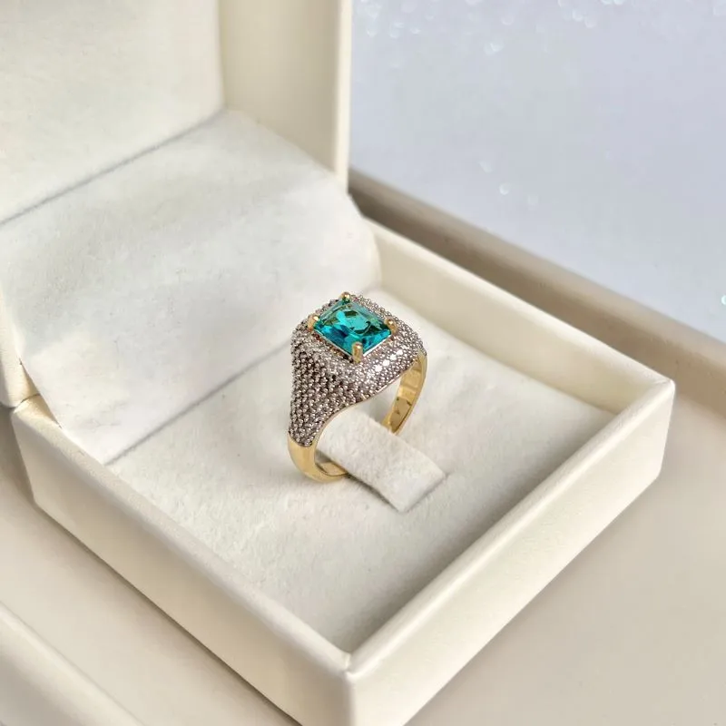 ANEL ZIRCONIAS COM PEDRA QUADRADA TURMALINA ANEL ZIRCONIAS COM PEDRA QUADRADA TURMALINA