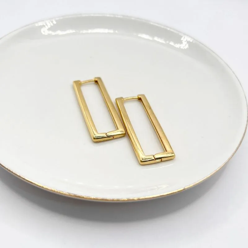 BRINCO ARGOLA ARTICULADA RENTANGULAR 3CM BRINCO ARGOLA ARTICULADA RENTANGULAR 3CM