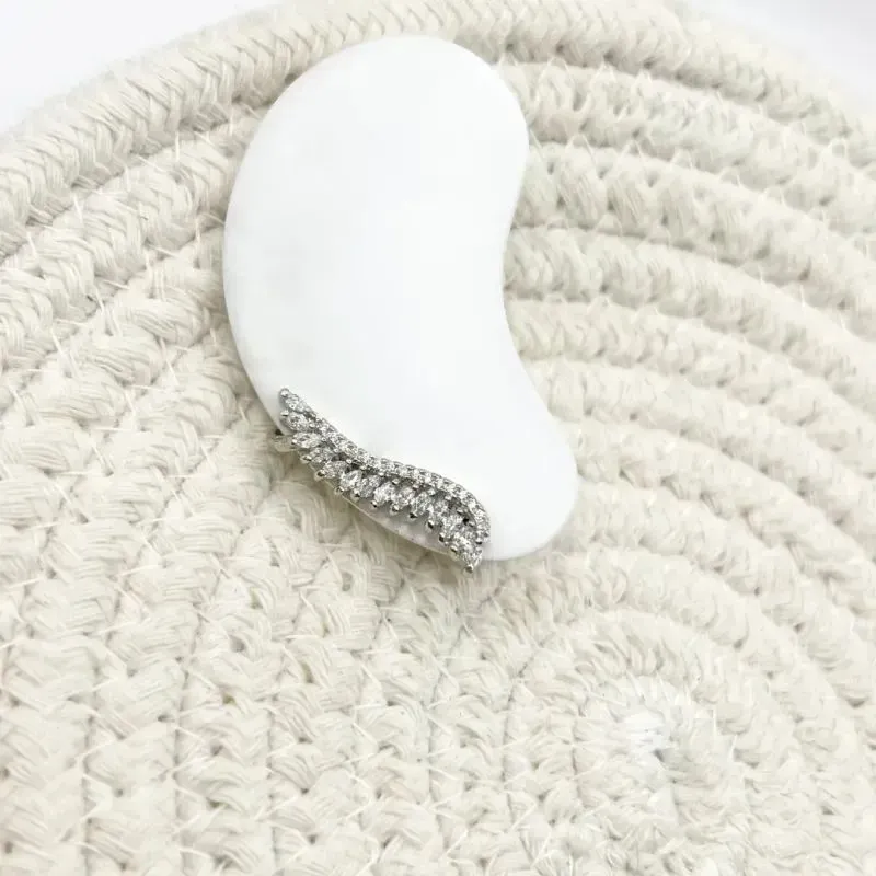 BRINCO EAR CUFF NAVETE CRISTAL BRINCO EAR CUFF NAVETE CRISTAL