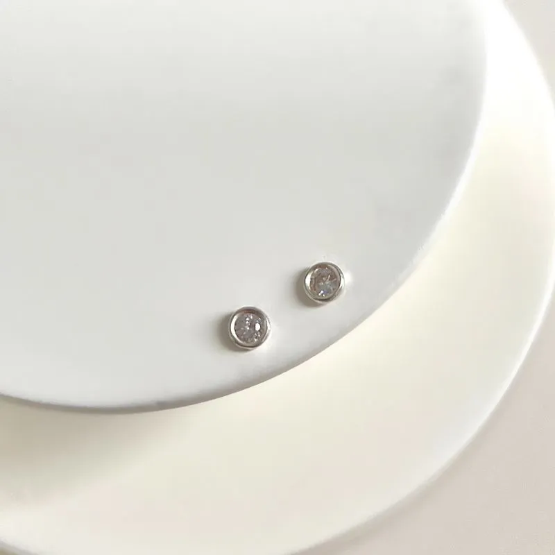 BRINCO PRATA925 PONTO DE LUZ CRAVAÇÃO INGLESA