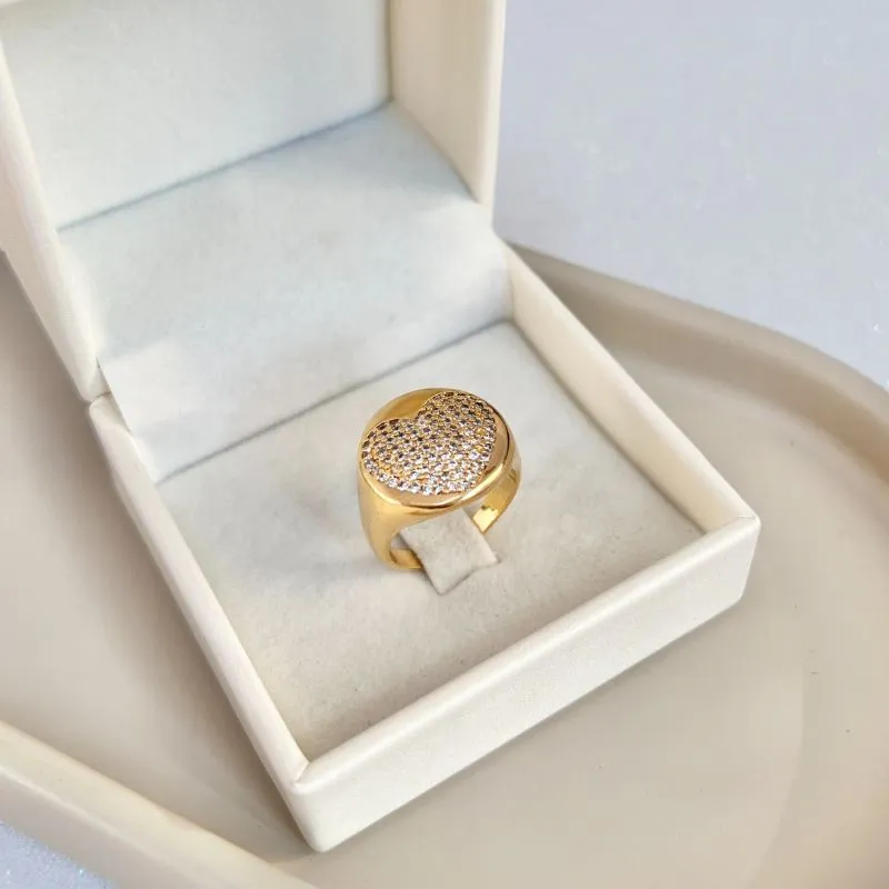 ANEL CORAÇÃO CRAVEJADO