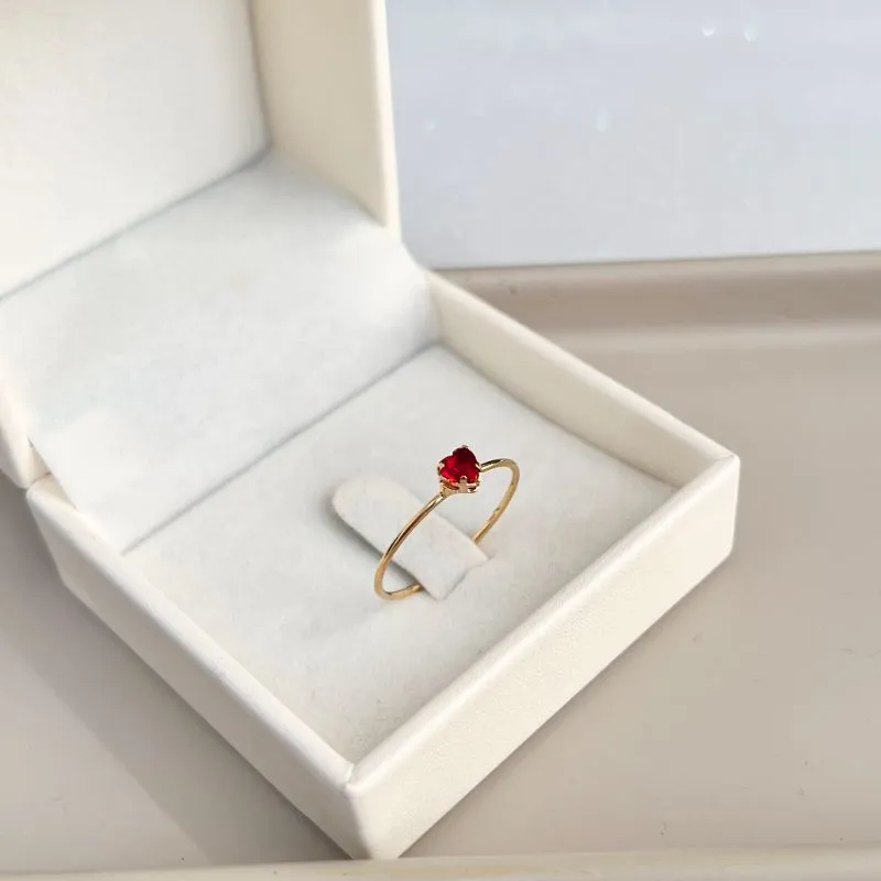 ANEL SOLITÁRIO CORAÇÃO VERMELHO