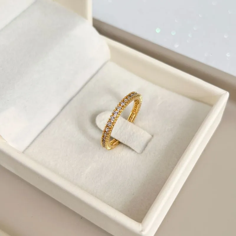 ANEL TODO EM ZIRCONIAS