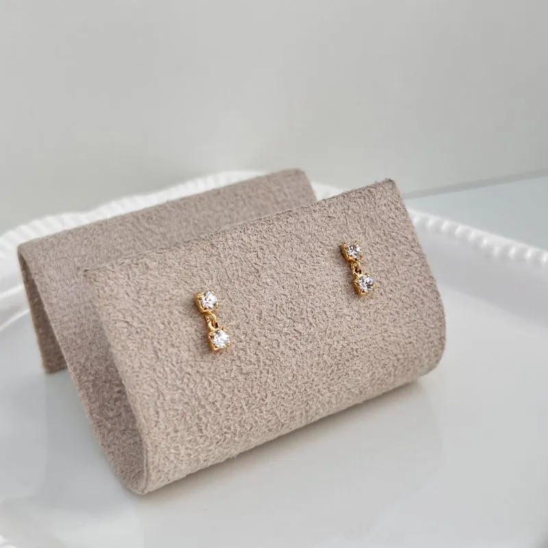 BRINCO 2 PONTOS DE LUZ DE ZIRCONIA