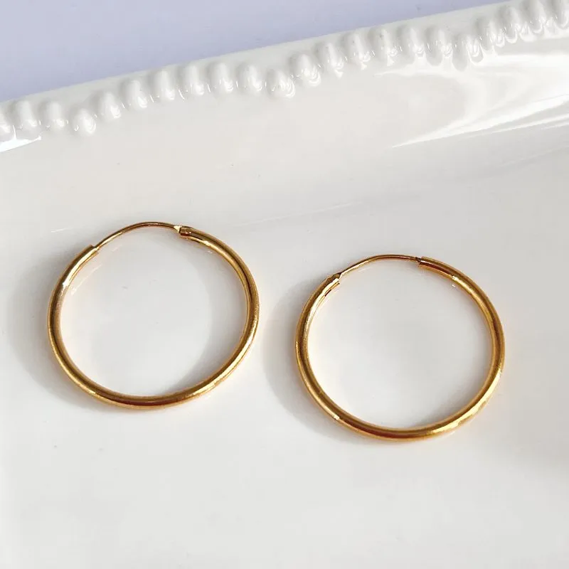 BRINCO ARGOLA 2,5CM FIO FECHO DE ENGATE DIFERENCIADO