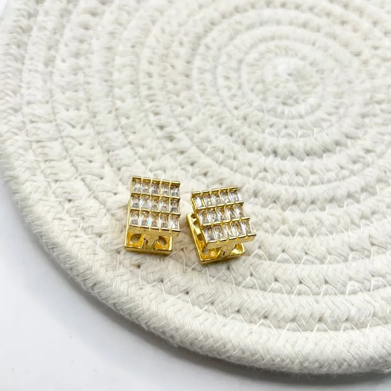 BRINCO ARGOLA QUADRADA ARTICULADA BAQUETES