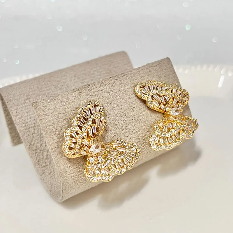 BRINCO BORBOLETA PEDRARIA