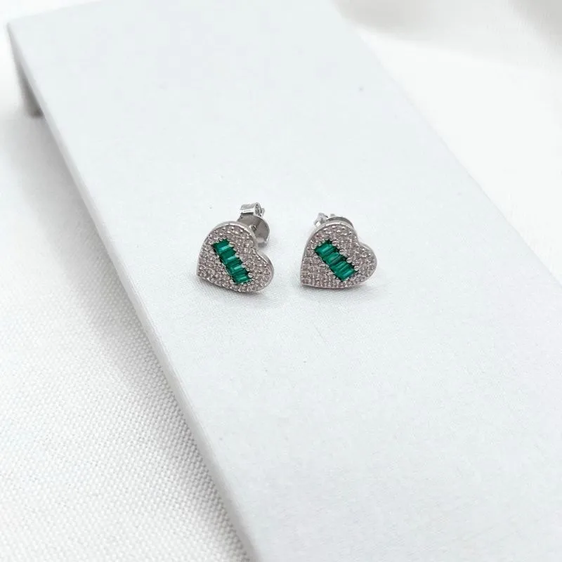 BRINCO CORAÇÃO CRAVEJADO E BAGUETES VERDE ESMERALDA