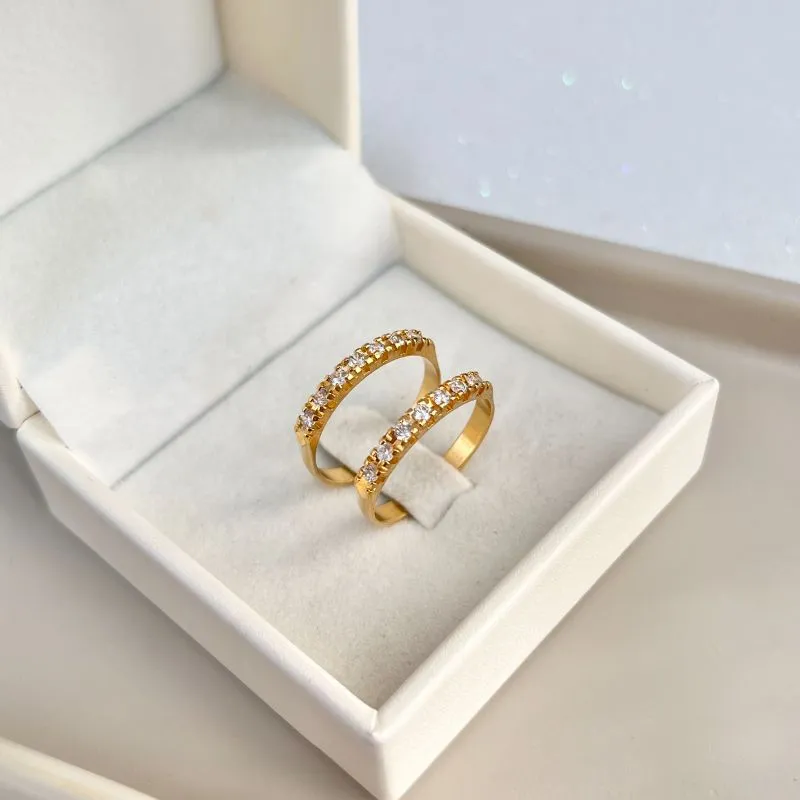 PAR DE APARADOR DE ALIANÇAS GROSSA ZIRCONIAS