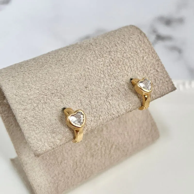 BRINCO ARGOLA ARTICULADA PEDRA CORAÇÃO 1CM