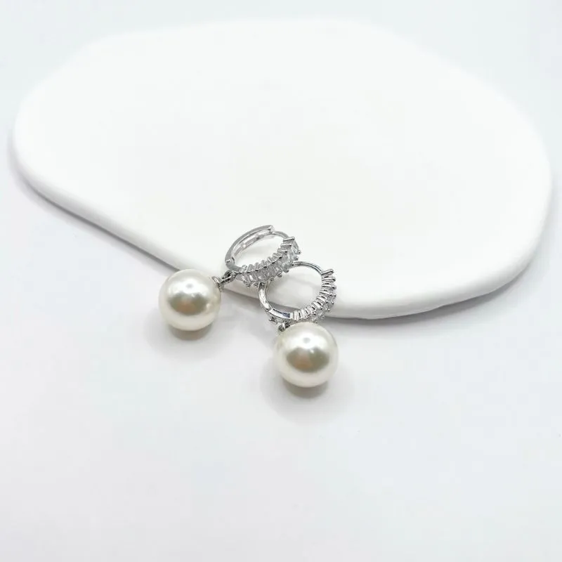 BRINCO ARGOLA BAGUETES COM PÉROLA PENDURADA