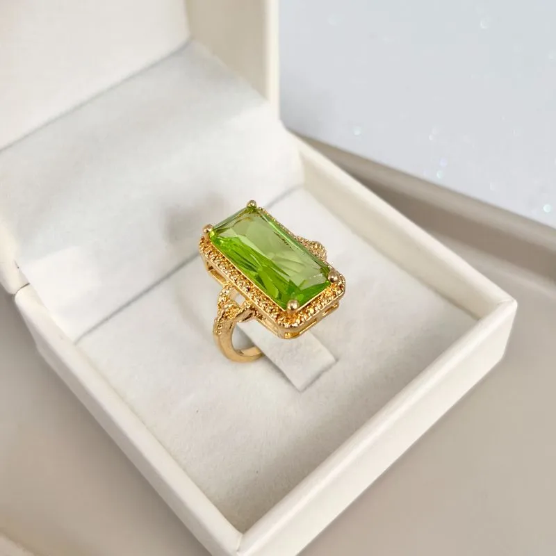 ANEL PEDRA VERDE CLARA