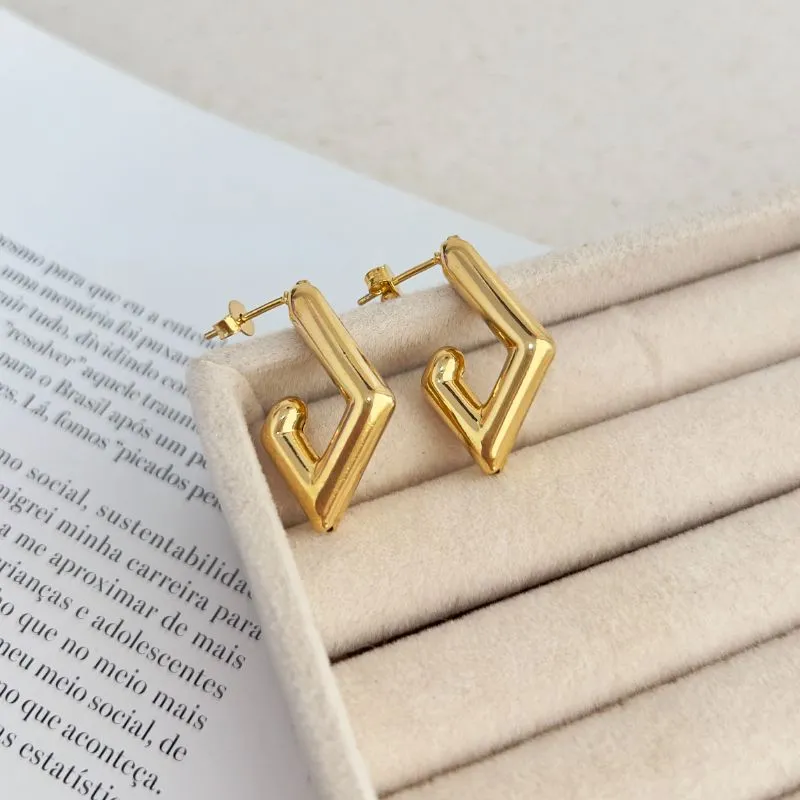 ARGOLA TUBO DIFERENTE