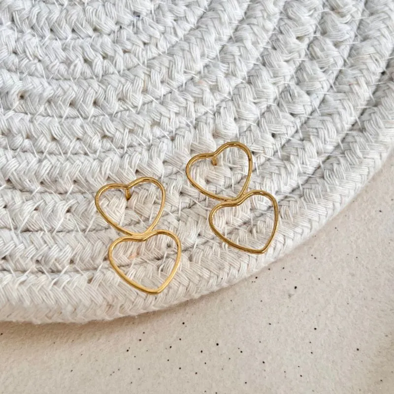 BRINCO 2 CORAÇÕES VAZADOS