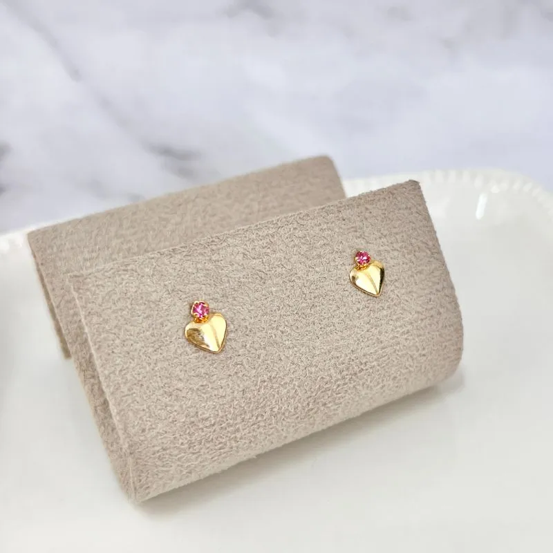 BRINCO CORAÇÃO CHAPA COM PEDRINHA ROSA