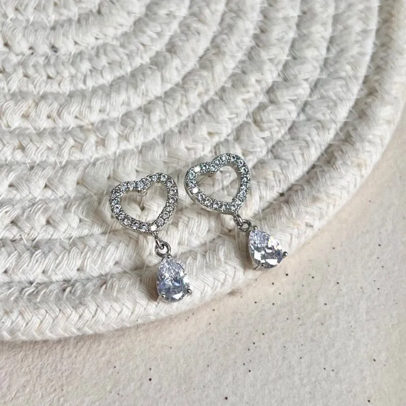 BRINCO CORAÇÃO COM GOTA