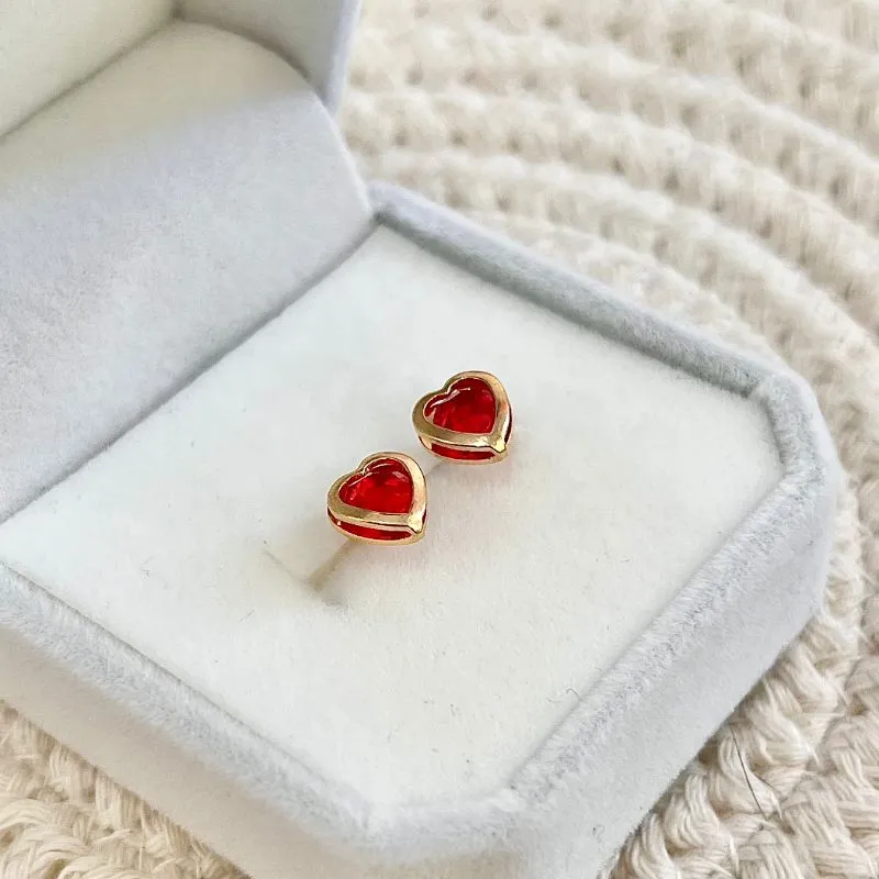 BRINCO CORAÇÃO STRASS VERMELHO 7MM