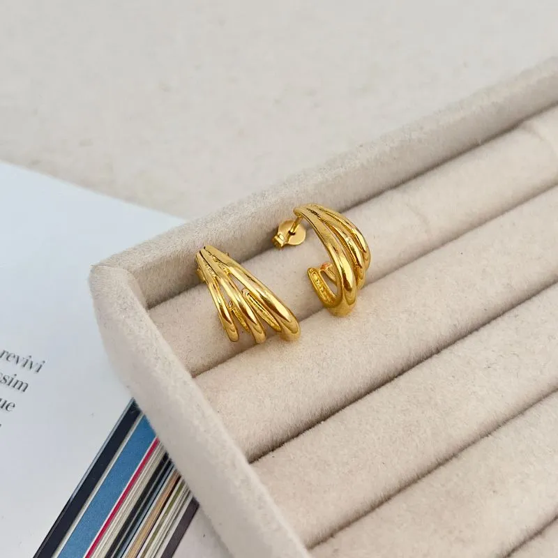 BRINCO EAR HOOK MINIMALISTA LISO