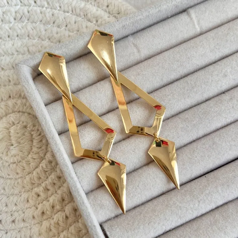 BRINCO LONGO GEOMÉTRICO LISO