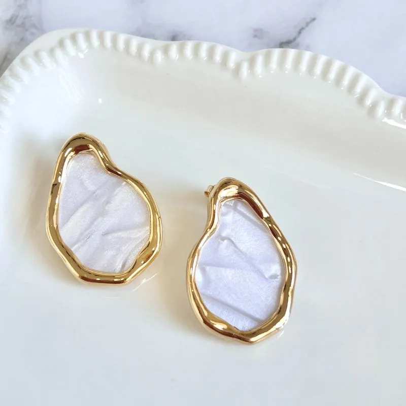 BRINCO ORGÂNICO PEDRA MADRE PÉROLA