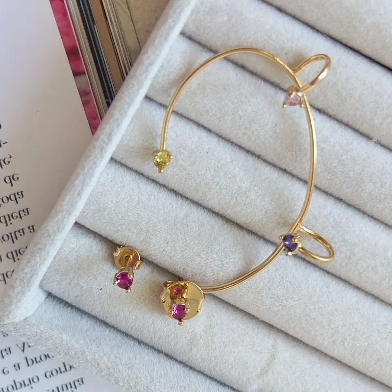 BRINCO PIERCING PEGA ORELHA PONTOS DE LUZ