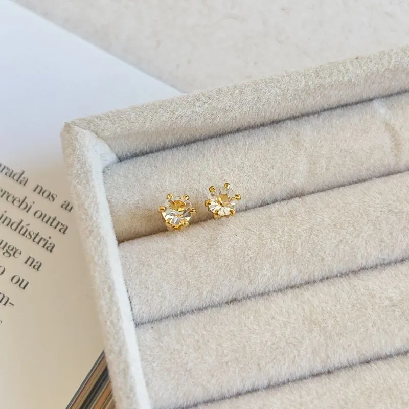 BRINCO PONTO DE LUZ STRASS CRISTAL 6 GARRAS ALTAS