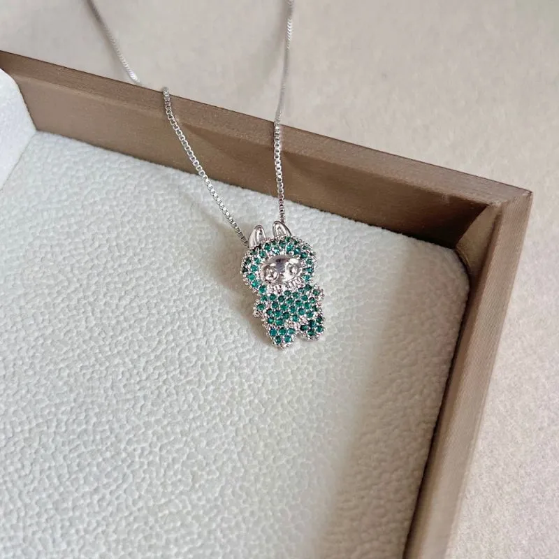 COLAR CRAVEJADO LABUBU - TURMALINA