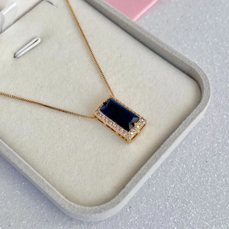 COLAR PINGENTE PRINCESA RETÂNGULAR AZUL SAFIRA