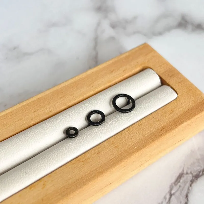 TRIO DE BRINCOS BOLINHAS VAZADOS