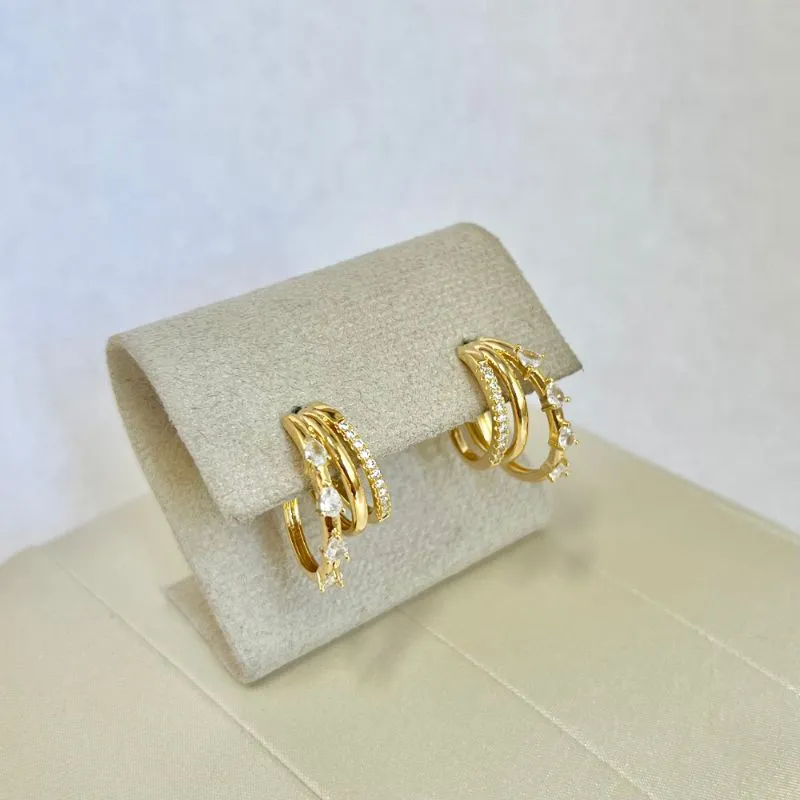 BRINCO ARGOLA TRIPLA PEDRARIA