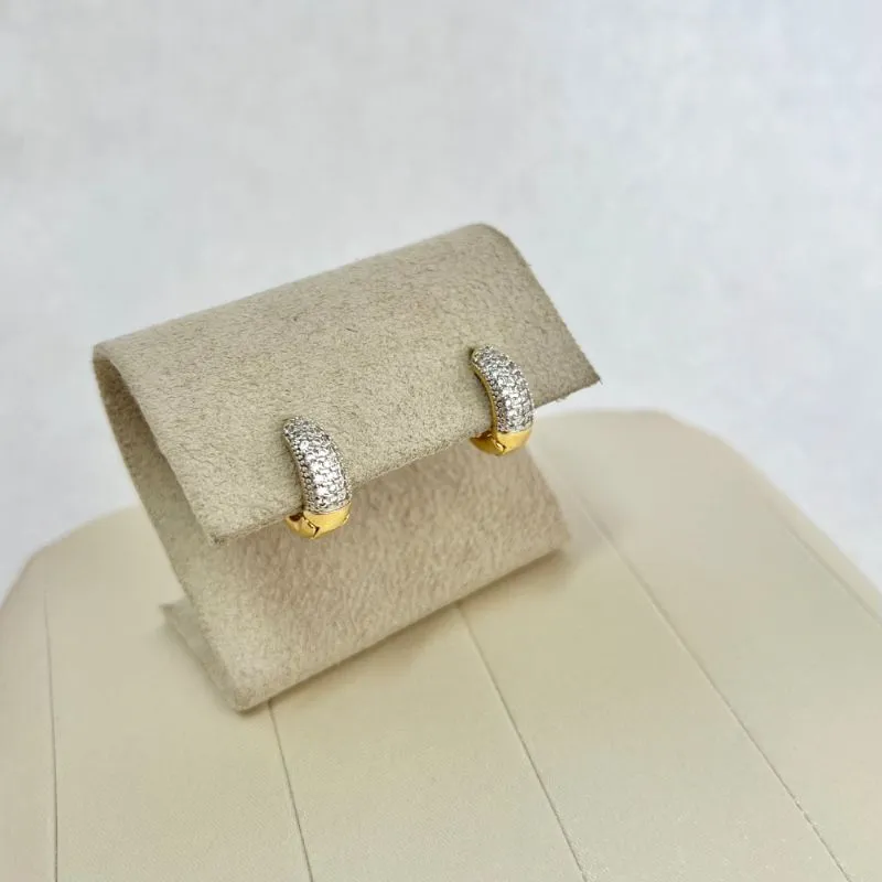 BRINCO DE ARGOLA ARTICULADA MICROZIRCONIAS EM GOTA