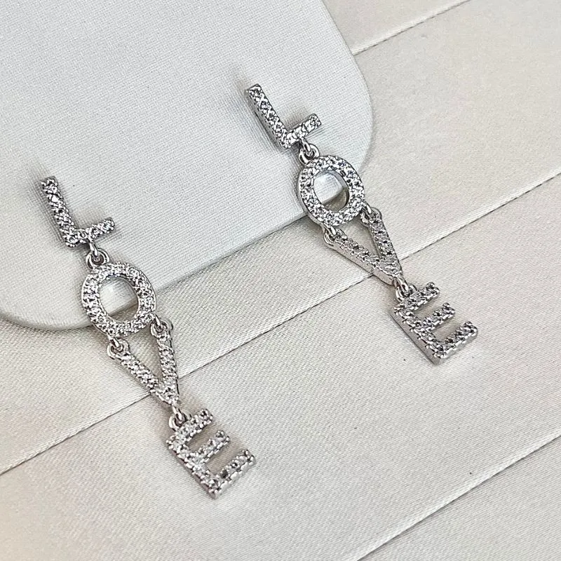 BRINCO LOVE CRAVEJADO