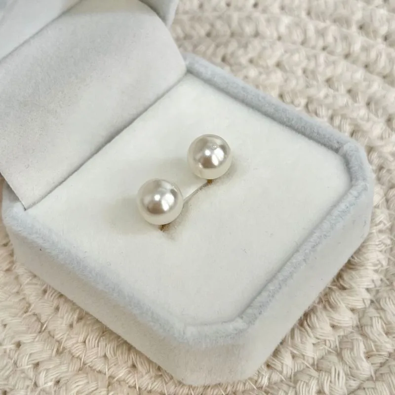 BRINCO PÉROLA BRANCA 8MM