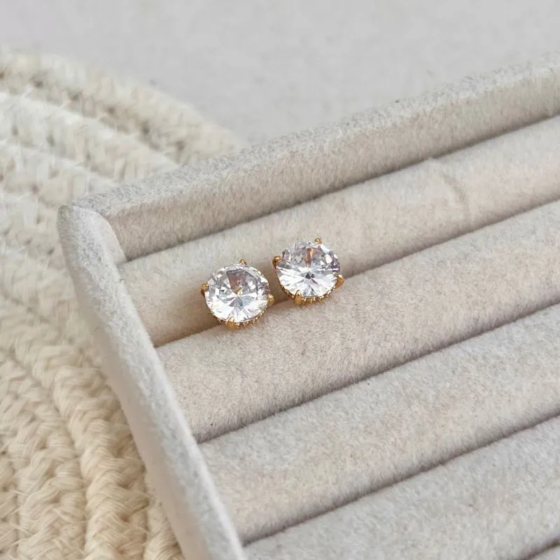 BRINCO PONTO DE LUZ COM DETALHES EM MICRO ZIRCONIAS