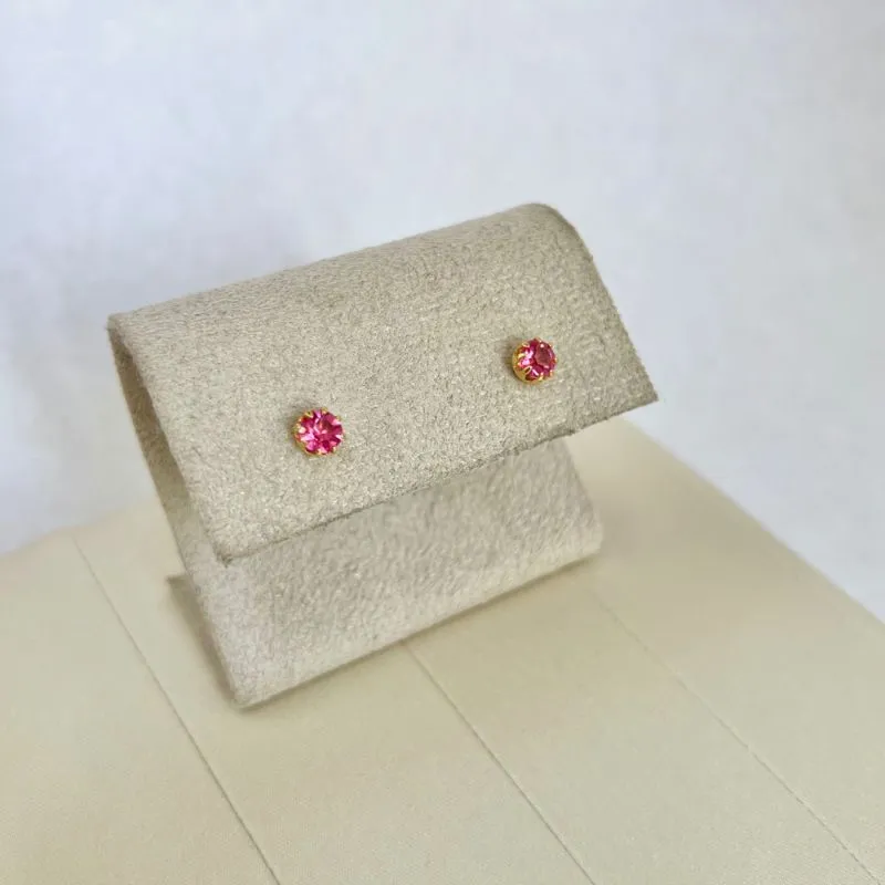 BRINCO PONTO DE LUZ STRASS ROSA 8 GARRAS 5,5MM