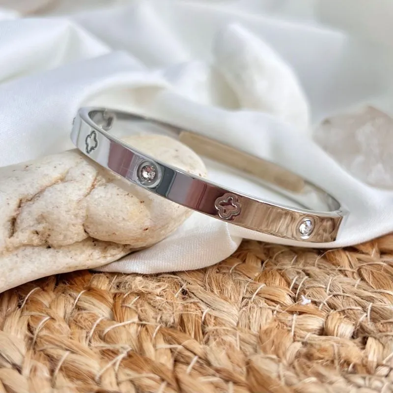 BRACELETE AÇO INOX TREVOS E PONTOS DE LUZ