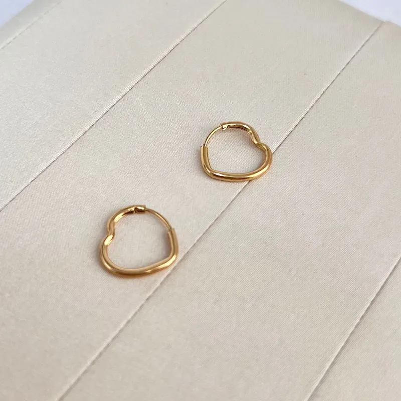 BRINCO AROLGA FIO ENCAIXE CORAÇÃO