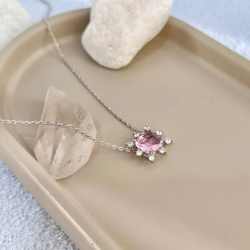 COLAR PINGENTE GOTA ROSA COM PEDRAS CRISTAIS