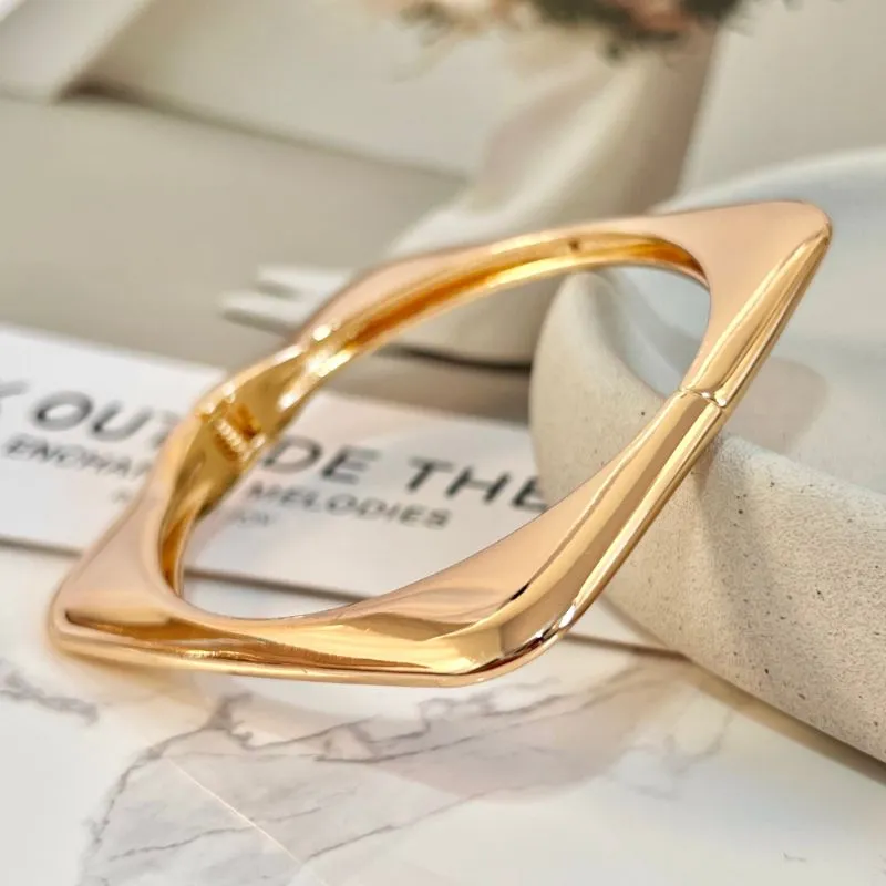 BRACELETE BOLD QUADRADO