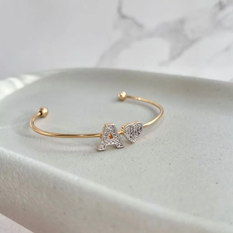 BRACELETE CORAÇÃO COM LETRA CRAVEJADO - A