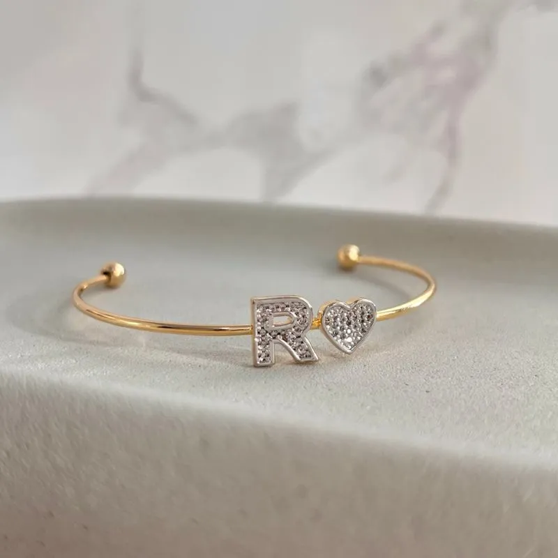 BRACELETE CORAÇÃO COM LETRA CRAVEJADO - R