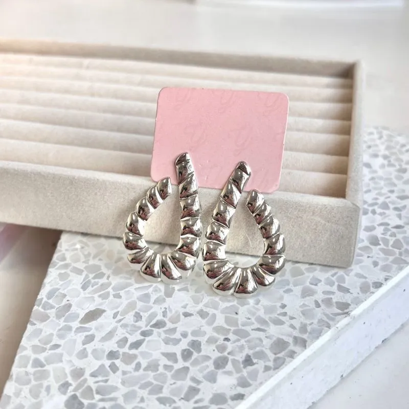 BRINCO CHAPA CROASSAN