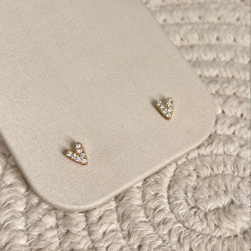 BRINCO MINI CORAÇÃO CRAVEJADO