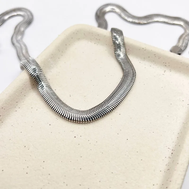 COLAR FIO ALEMÃO 8MM 50CM