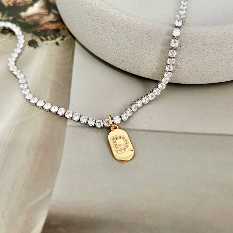 COLAR RIVIERA COM PLACA DE LETRA - D