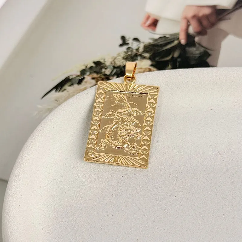 PINGENTE MEDALHA QUADRADA DRAGÃO