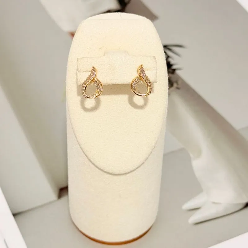 BRINCO MICRO ZIRCONIAS ESTILO GOTA