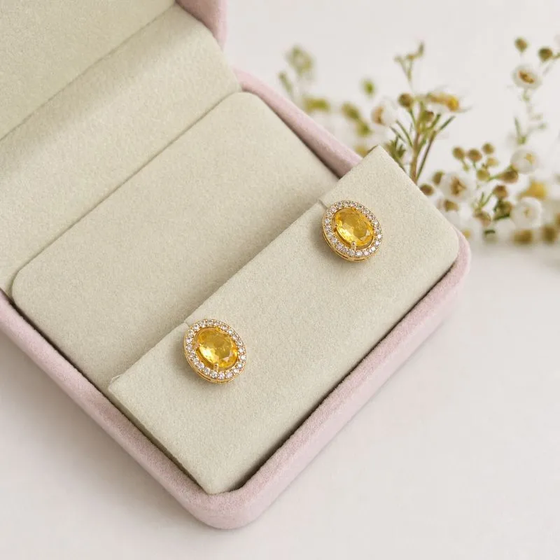BRINCO OVAL PEDRA AMARELO COM MICRO ZIRCONIAS